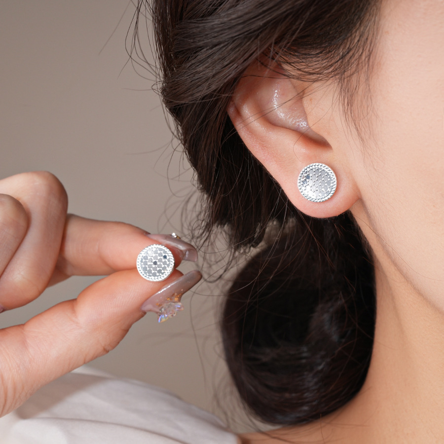 Pendientes de flor de lazo elegante de súper hada de plata Pendientes de moda de lujo ligero francés Pendientes de todo fósforo dulce de estilo literario