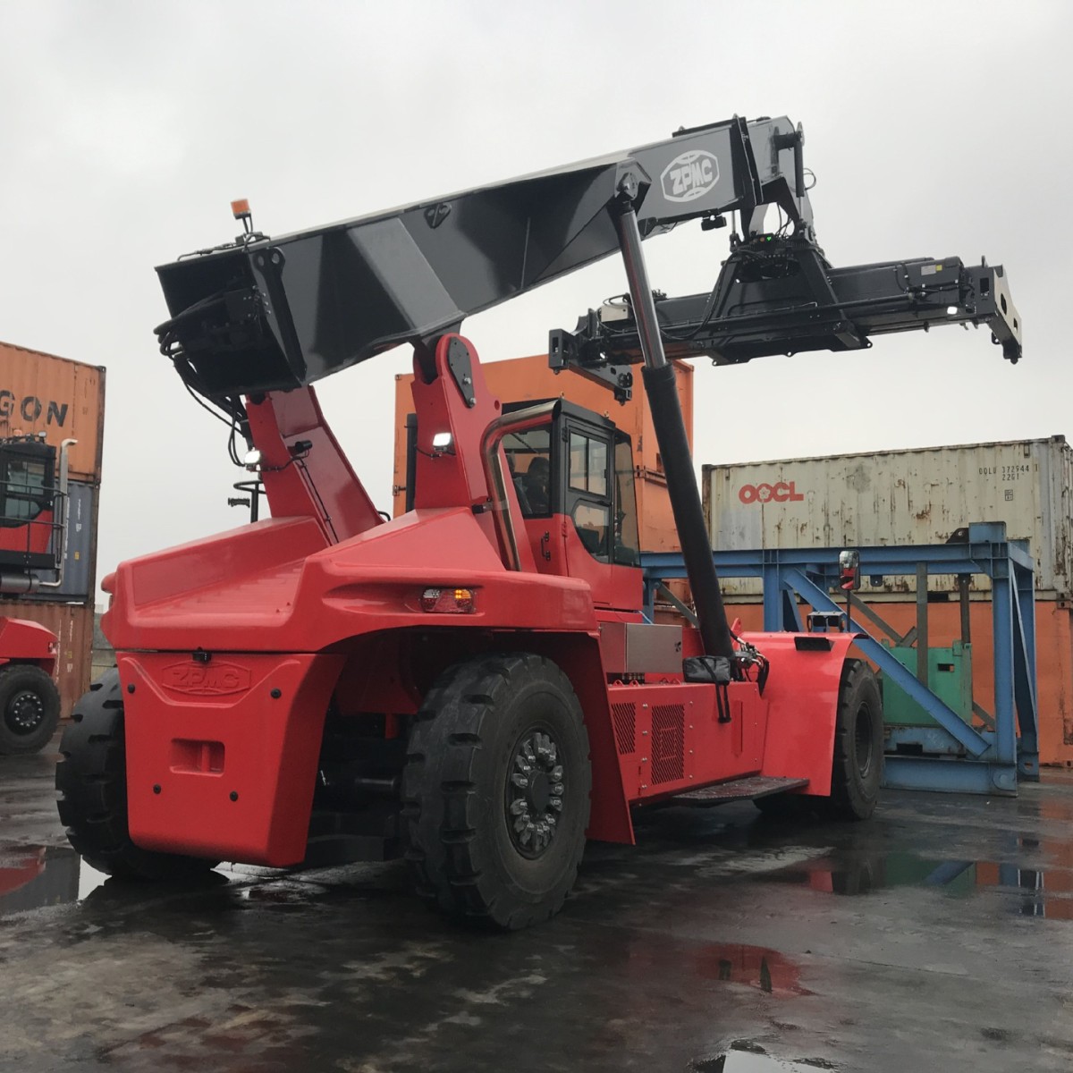 全新振华正面吊ZPMC ZHRS45现货出售、外贸出口 可退税 中介有偿