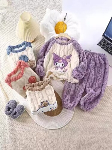 Autumn and winter warm, thick cloud velvet cartoon pajamas set for middle and middle children, male and female children, adult parent-child clothing
