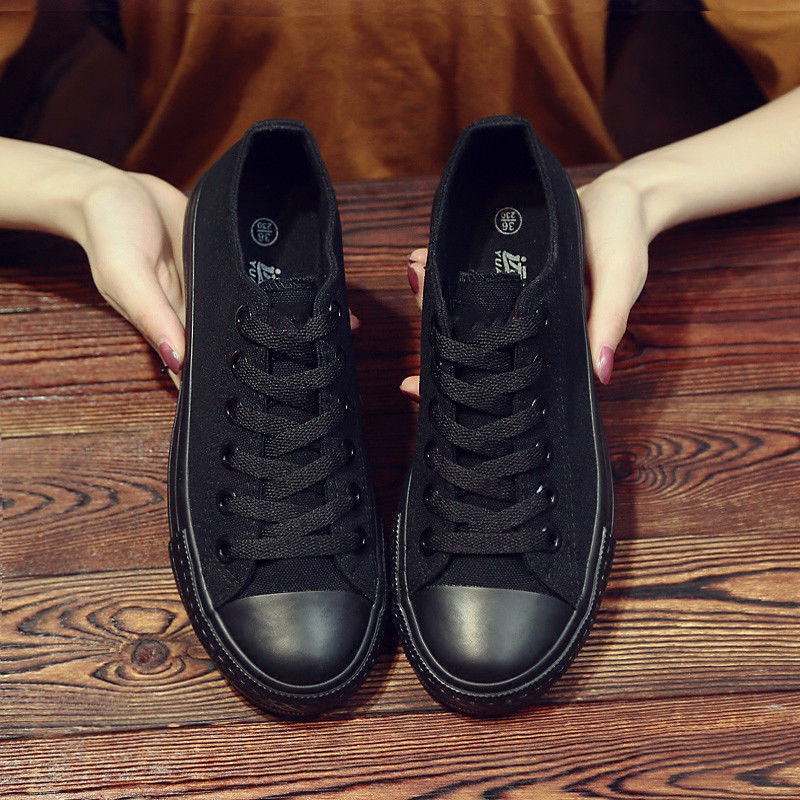 2022 new all-black low-top canvas shoes female Korean version Instagram trend 100 casual fashion sports shoes