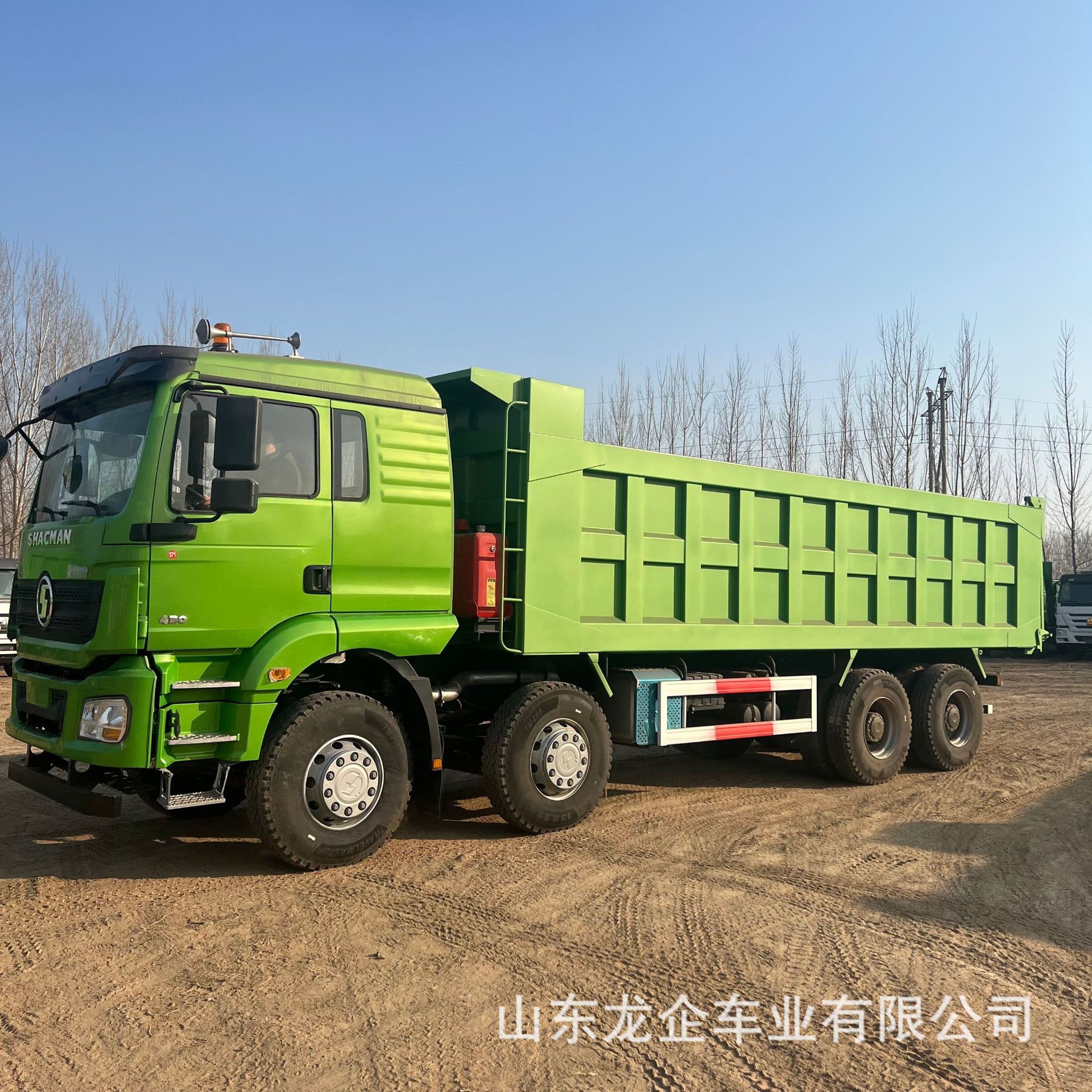 In-stock export of Shaanqi Delong H3000 rear-tipping dump truck, 12-wheel mining ore, soil, sand, and gravel transport tipper truck