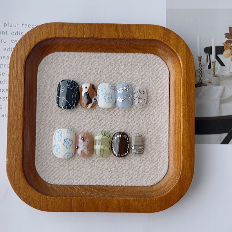 Handmade Nails with Healing Hand-Painted Floral Patterns, Brown Coffee Texture, and High-End Artistic Style Thin Nail Pieces Handmade Nails with Healing Hand-Painted Floral Patterns, Brown Coffee Texture, and High-End Artistic Style Thin Nail Pieces