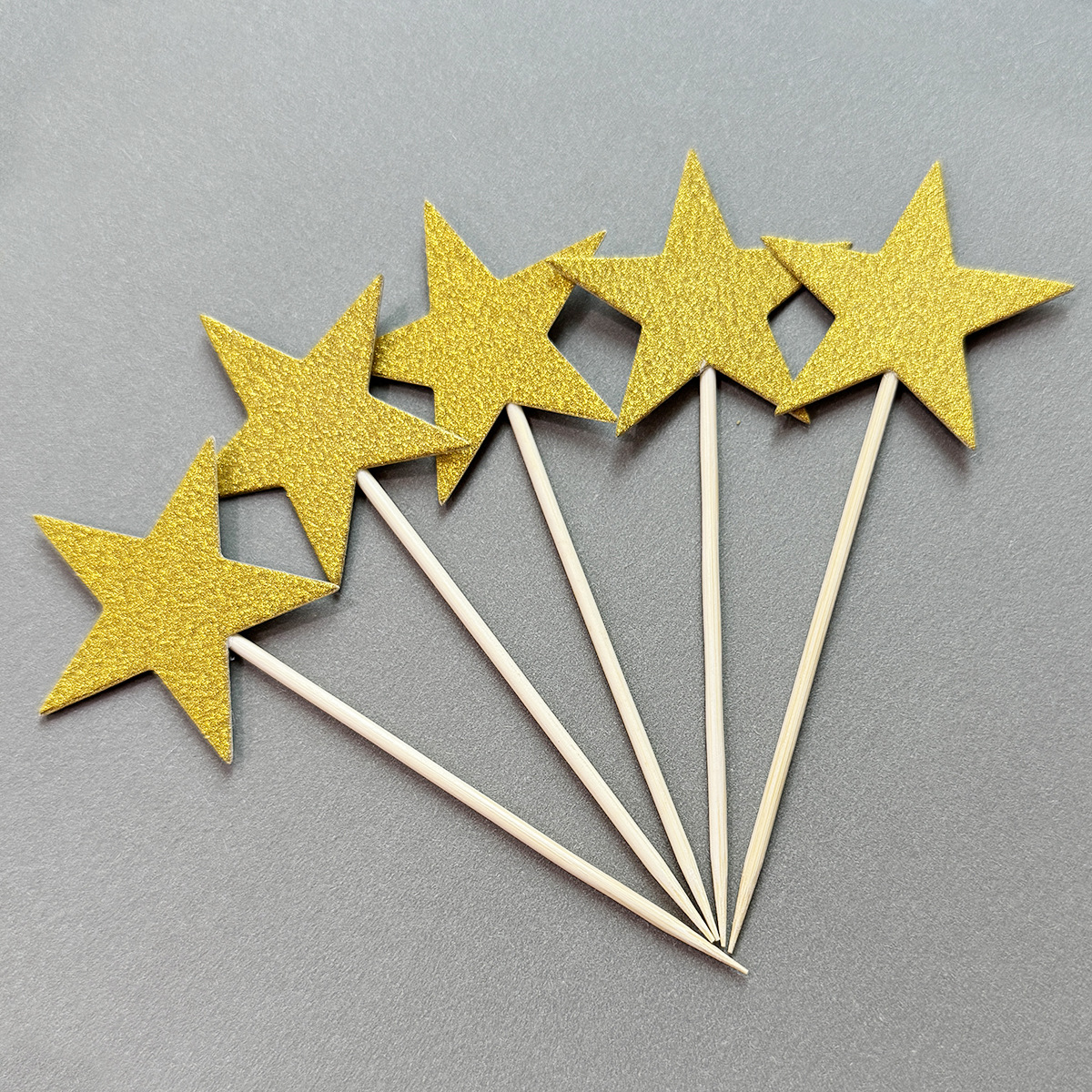 Fabricantes al por mayor decoración creativa de pasteles de fiesta, polvo de brillo, firma de estrella de cinco puntas, etiqueta de decoración de postres, venta caliente transfronteriza