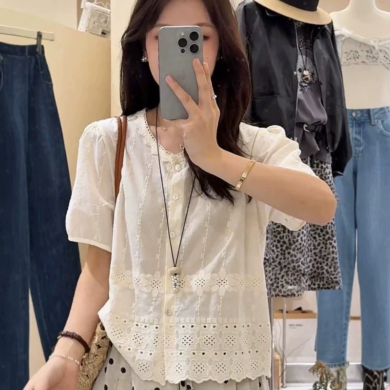 French Lace Hollow Embroidery Short-Sleeved Shirt for Women, New Summer Style, Loose, Slimming, Gentle and Elegant Shirt Top French Lace Hollow Embroidery Short-Sleeved Shirt for Women, New Summer Style, Loose, Slimming, Gentle and Elegant Shirt Top