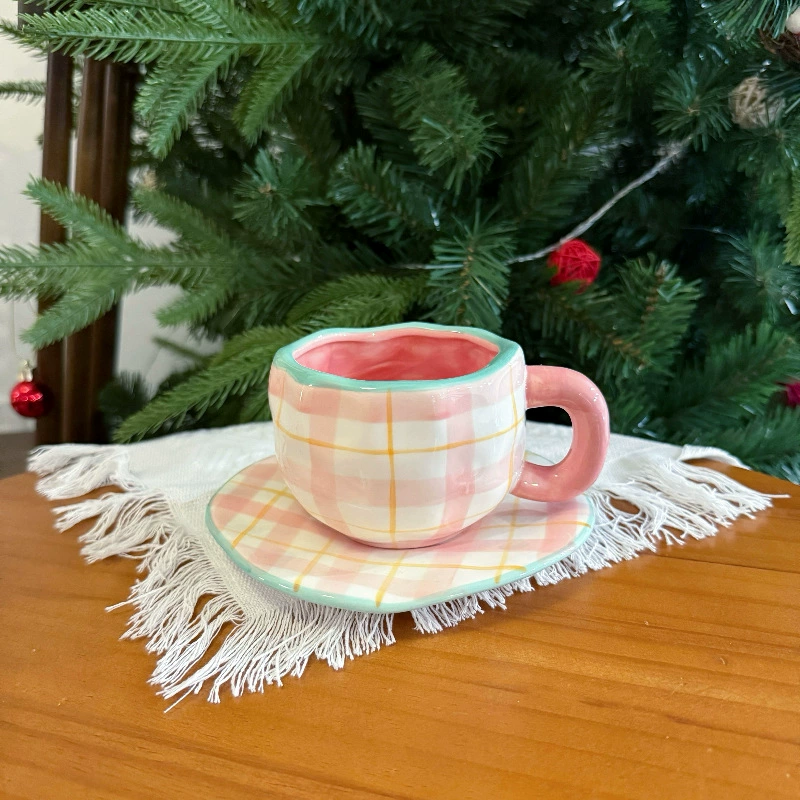 Ceramic coffee cup set INS Japanese retro, hand-painted irregular saucer, vintage style
