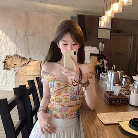 法式复古油画花卉印花短袖T恤女夏季辣妹性感扭结v领修身短款上衣