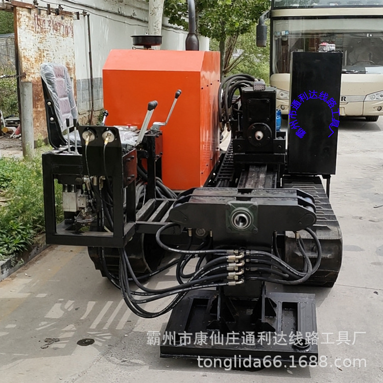 水平定向钻打150米机器 过道打眼定向钻孔拉管机 定向钻孔设备