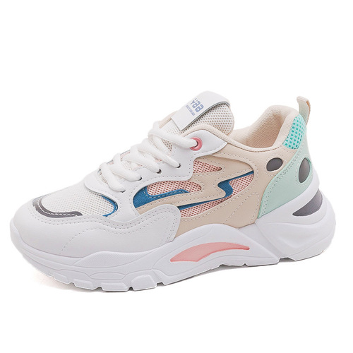 Chunky sneakers for women, casual & sporty style— spring's new trendy, Instagram-worthy, and wildly popular design