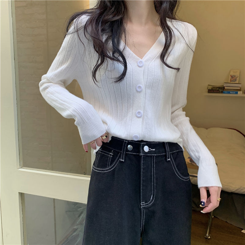 春装粉色v领针织打底衫女开衫设计感小众感内搭显瘦别致上衣厂家|undefined