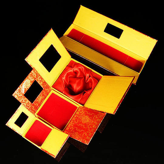 Jewelry Box Ring Pendant Pendant Bracelet Necklace Earrings Gold and Silver Jade Packaging Window Gift Packaging Box