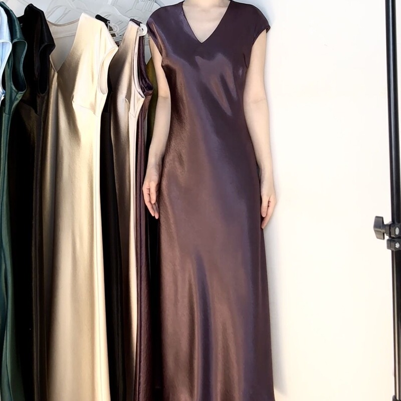 Small Cap Sleeve High-Waisted Fishtail Long Dress, Slim Fit and Elegant New Dress in Champagne and Black