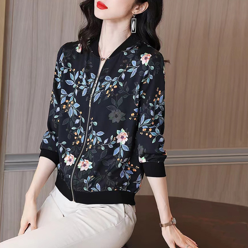 Fashionable autumn jacket