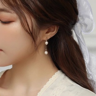 Feedback natural freshwater pearl earrings earrings 14K bag gold ear clip niche design earrings women's earrings