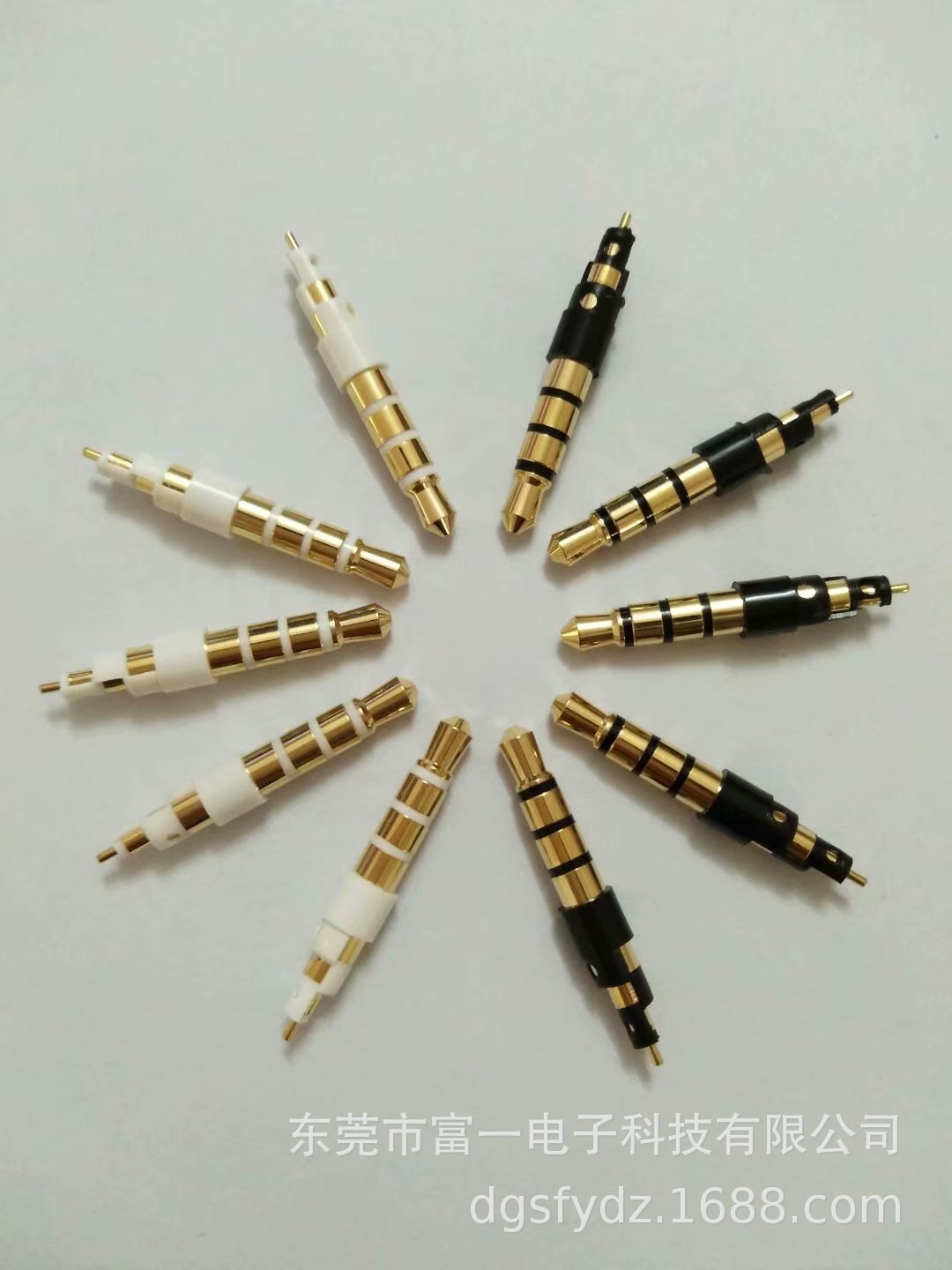 专业生产3.5MM立体四节4.5塑胶盘加厚4.0耳机插头 3高端耳机插针