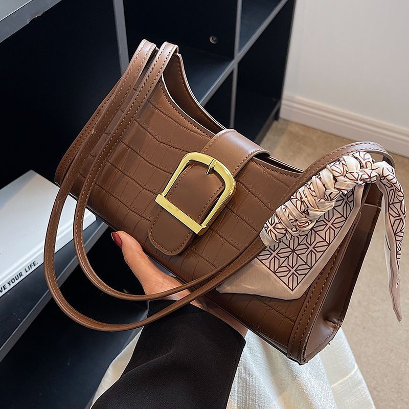 Luxury Niche Design Women's Handbag 2026 New Spring Versatile Fashion Single Shoulder Underarm Baguette Bag - Thumbnail 6