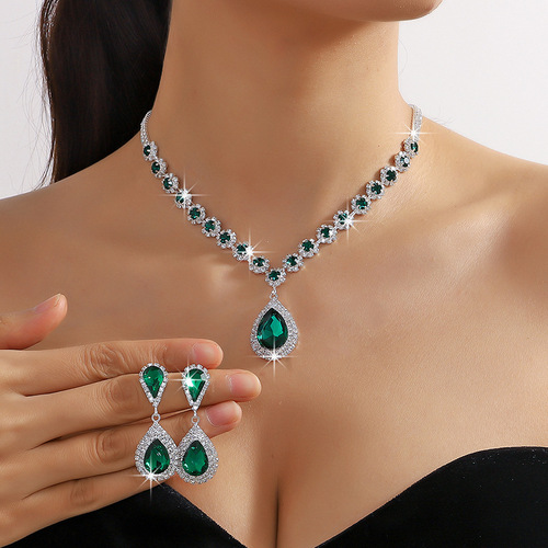 Cross-border supply European and American hot-selling white color blue green red water drop crystal necklace earrings set jewelry two-piece set