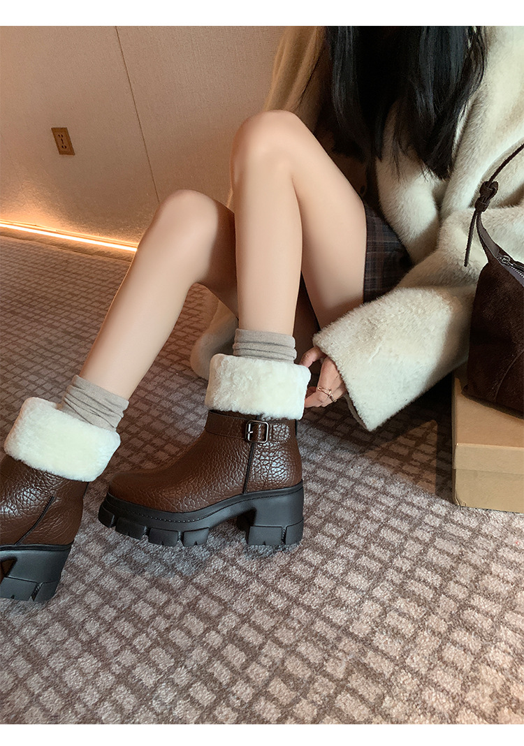 Boot tuyết nữ da thật cổ ngắn lót lông cừu, đế dày khóa thắt lưng gót vuông — màu nâu chi tiết 12