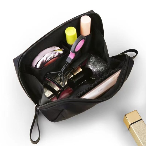 Factory Wholesale Mini Size Cute Portable Travel Lipstick Storage Bag Makeup Bag for Women Lipstick Pouch