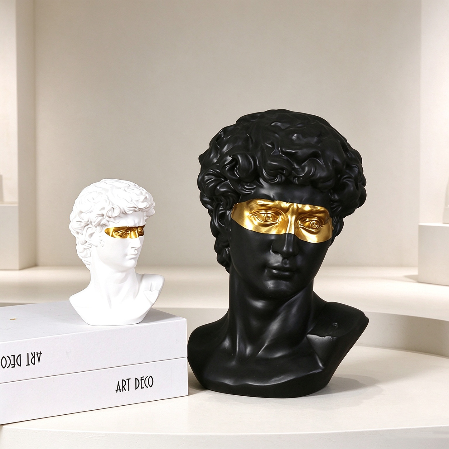 Escultura de David con Ojos Vendados de Resina Decorativa para Decoración del Hogar image 3
