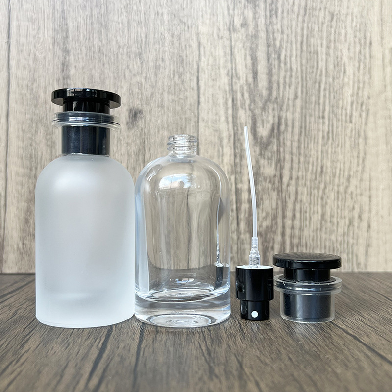現物供給B100-50mlシンプル丸瓶黒蓋ガラス分装香水携帯スプレー瓶平四方瓶|undefined