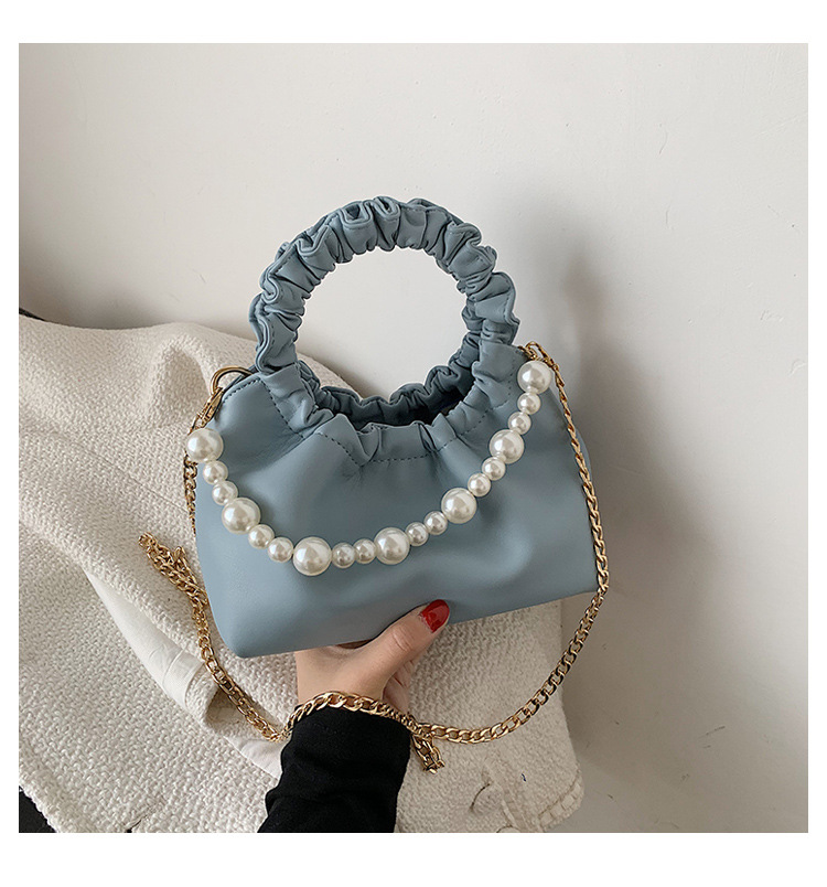 Wholesale Pleated Pearl Chain Solid Color Handbag Nihaojewelry display picture 133