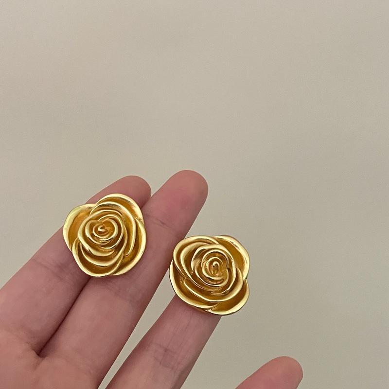 1 Pair Vintage Style Solid Color Flower Plating Copper Gold Plated Ear Studs display picture 2