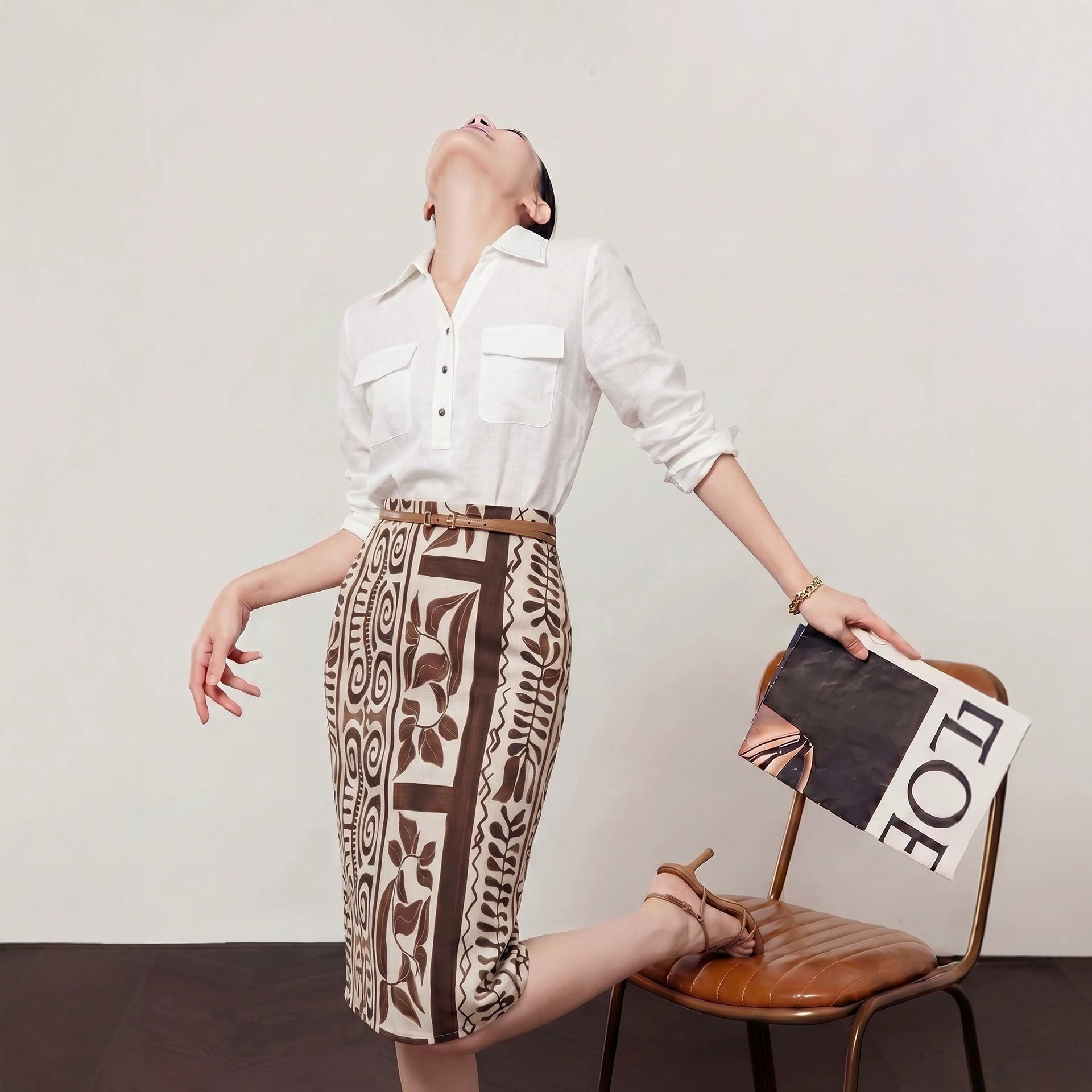 Printed women's midi skirt, 2026 early autumn new style, French style bodycon skirt, light luxury and high-end feel, live streaming source.