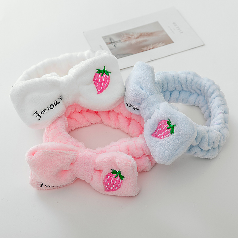 [Pequeña venta al por mayor] lavado de cara máscara de maquillaje de todo fósforo Linda fresa bordado arco banda de pelo