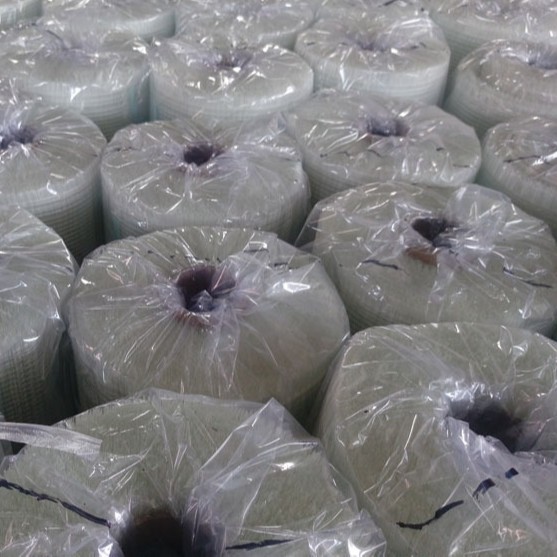厂家直供 自粘网格布 EPS线条专用网格布  耐碱网格布 玻纤网格布