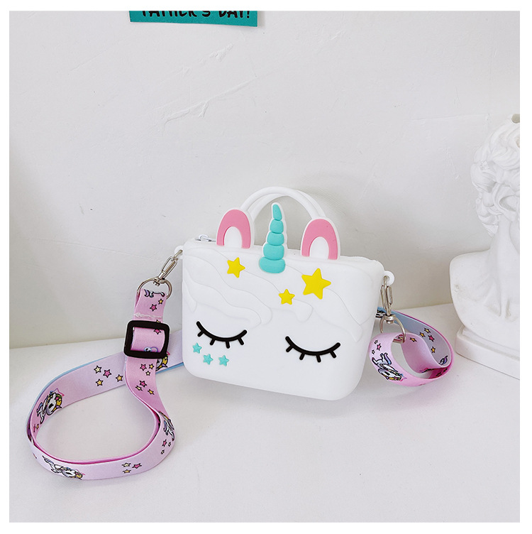 90g Weight Nylon Lining Material Zipper Closure Type Single Shoulder Strap Strap Type Animal Pattern White, Pink, Red Color Cute Cartoon  Silicone Bag 32