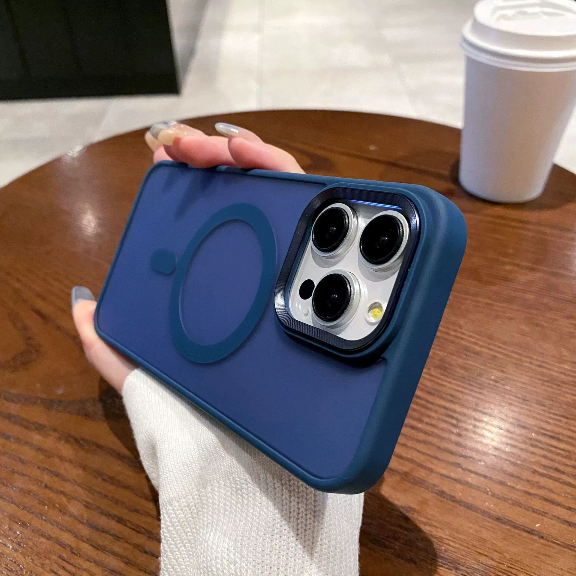 Чехол для iPhone, совместимый, фуксия, матовый, 13 Pro Max / 15 Pro Max