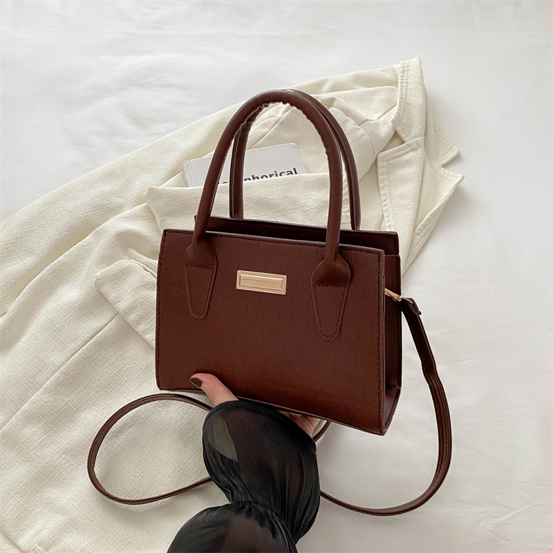 Bolsos transfronterizos Bolsos de mujer de viaje de alta gama 2024 nuevo bolso de trabajo de moda coreana de moda bolso de mensajero de hombro