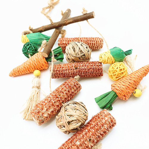 Parrot toy hamster chewing toy rabbit molar string small pet toy bird toy wooden rattan chewing toy