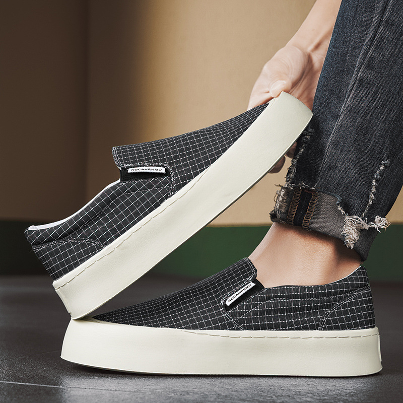 Zapatos de verano transfronterizos para hombres, zapatos de lona transpirables, zapatos de trabajo perezosos, zapatos casuales para hombres de moda al por mayor