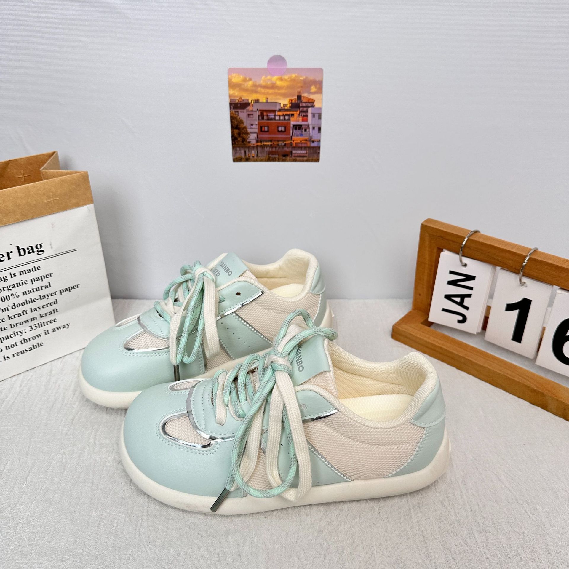 Yuanbo Dexun zapatos blancos mujer 2025 nuevos zapatos deportivos ins zapatos casuales de moda zapatos de lona de todo fósforo image 5
