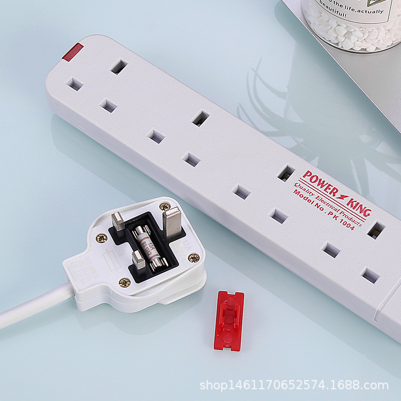 Cross-border British Standard Plug Multi-pocket Socket   Enchufe estándar británico enchufe de cable enchufe transfronterizo enchufe al por mayor