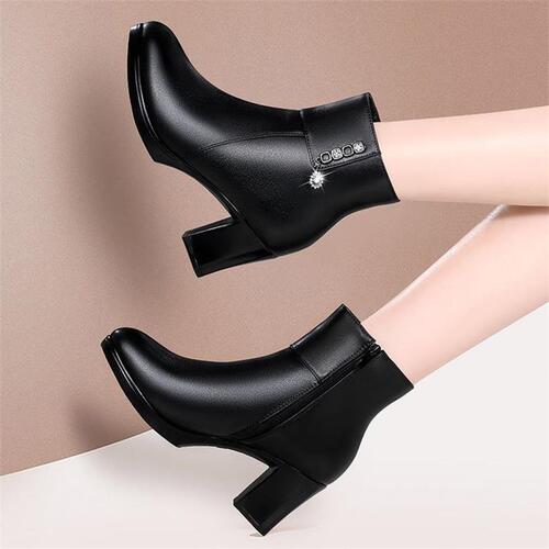 Women's Fall/Winter Wool Lined Ankle Boots with Medium Heel and Soft Sole Soft Leather Shoes