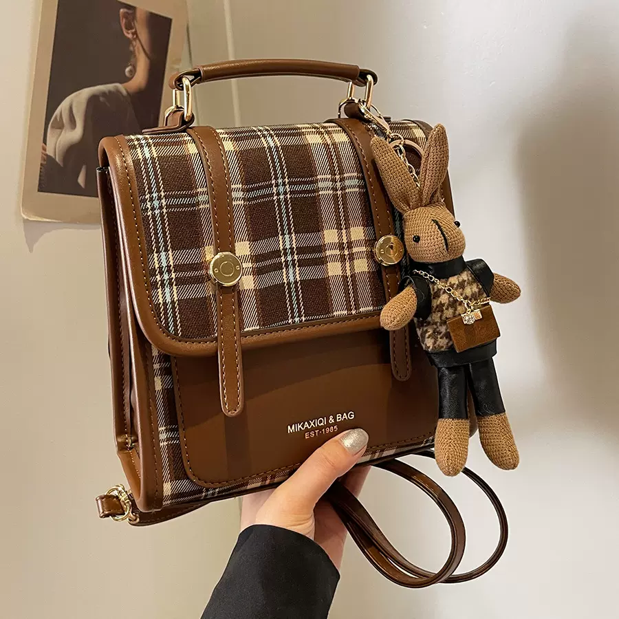 复古撞色时尚学生包2024新款潮流休闲双肩包小众高级质感百搭女包