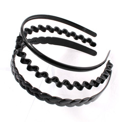 Minimalist black face-friendly anti-slip toothed bangs clip hair tie for women adult plastic hair clip hair accessory