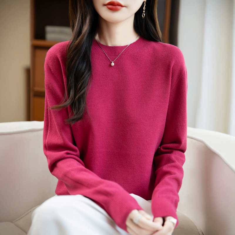 Seamless long-sleeve knitted base sweater for women, new spring and autumn style, loose, slimming, and warm base sweater top Seamless long-sleeve knitted base sweater for women, new spring and autumn style, loose, slimming, and warm base sweater top
