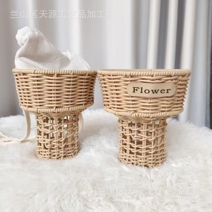 Trendy Chestnut Bouquet Ice Cream Flower Basket Chestnut Bear Hug Bucket Fairy Kiss Straw Woven Flower Basket Handmade Woven Basket