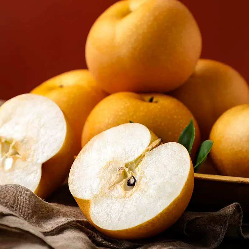 新疆阿克苏秋月梨礼盒冰糖梨整箱特大果甜梨子产地直发新鲜水果