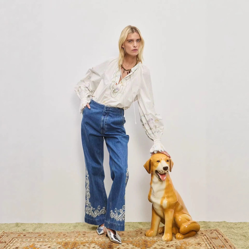 French-Style Two-Piece Set, New Spring/Summer Organic Cotton V-Neck Lace Long-Sleeve Shirt Top + High-Waisted Flared Jeans