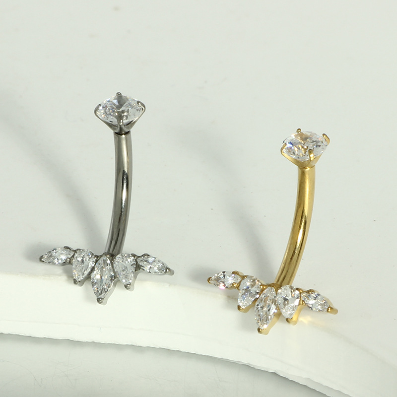 Pointed titanium steel lip stud product view
