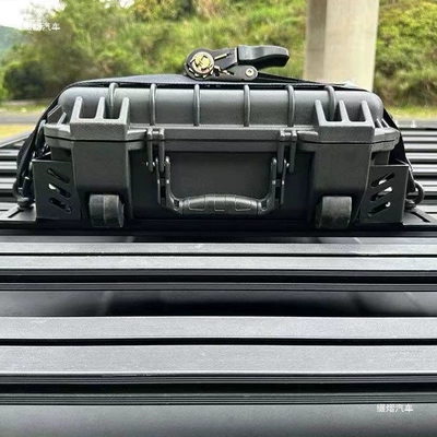 Roof box — capacity SUV roof box