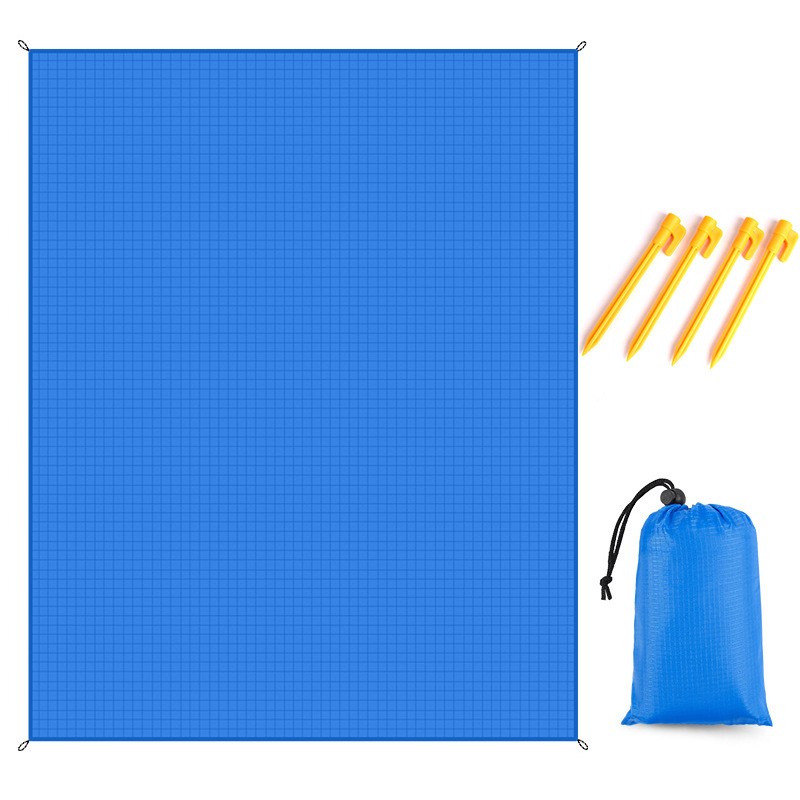 땅 손톱이있는 파란색