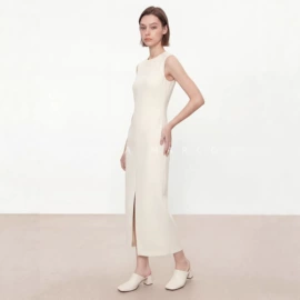 女式毛呢外套;休闲裤;女式衬衫