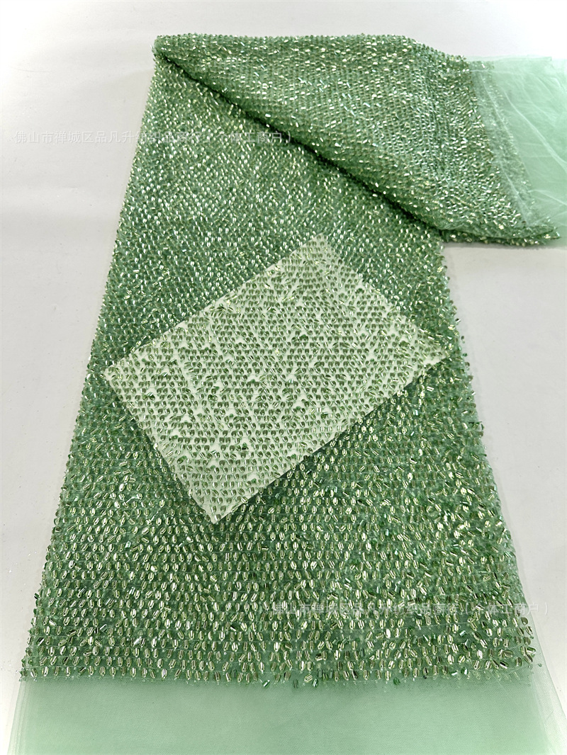 Fábrica de stock de bordado de sequinilla medio rollo de cebolla dorada multicolor ropa de brindis de alta fijación tela de vestido de cena