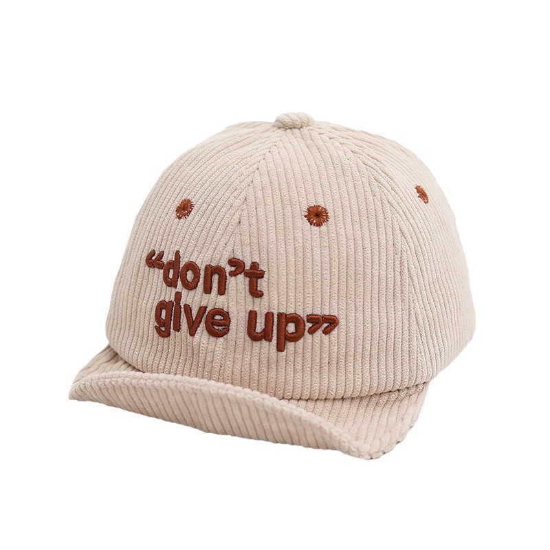 Nuevo sombrero para bebés de caño de terciopelo suave gorra de lengua inglesa bordada gorra de béisbol casual de moda para niños y niñas