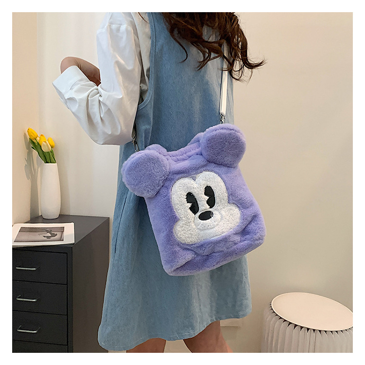 Japanese-style large-capacity Daisy Donald Duck handbag, cute pink bow plush bag, cartoon fashion small bag undefined